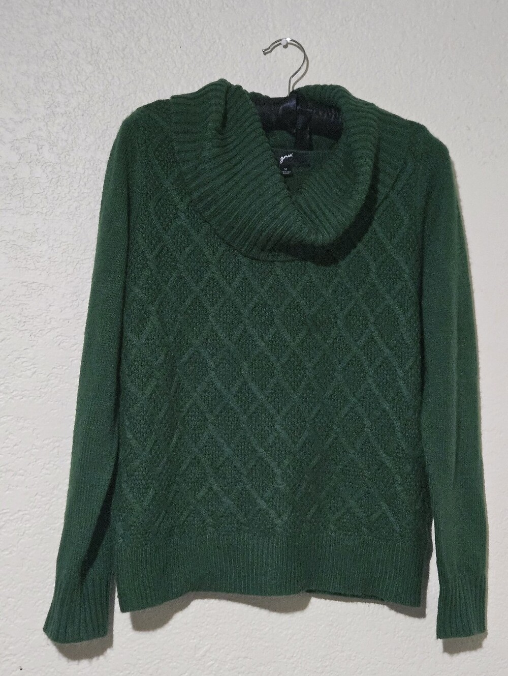 Gnw Emerald Green Cowlneck Sweater Medium
